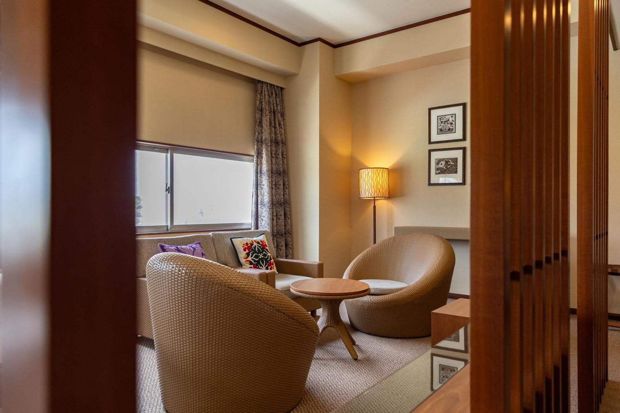 Spa Resort Hawaiians Monolith Tower Iwaki  Exterior foto